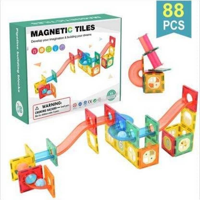 Magnetic tiles marble run