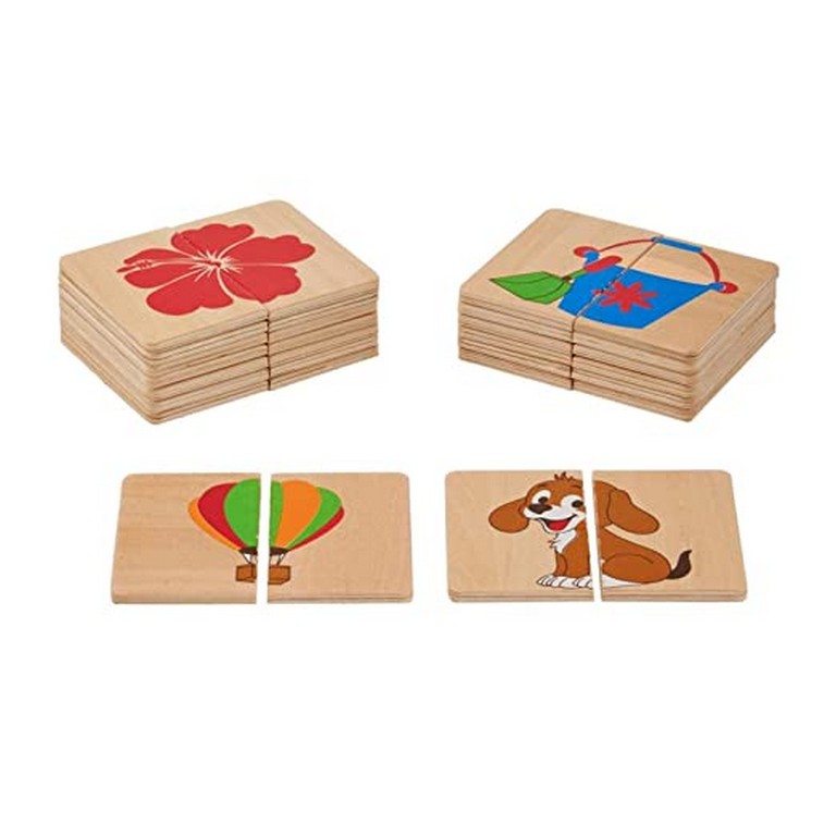 Toddler make a picture